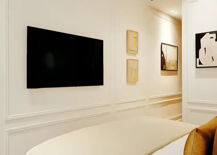 Willard Apartment